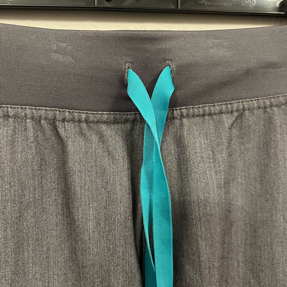Figs Livingston scrub Pants - Picture 6 of 11